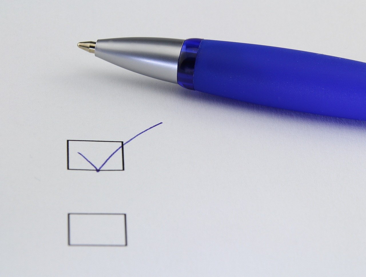 CDD mal rédigé : quelles erreurs peuvent entraîner une requalification en CDI ?